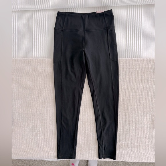 Victoria Secret Studio Soft Leggings 7/8 Length Size 6 Black (6/170/68A) NWT - Picture 1 of 4